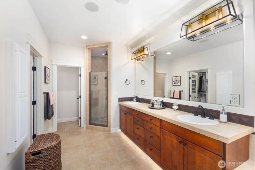 Property photo for 897 Spaulding Circle, Buckley photo 19