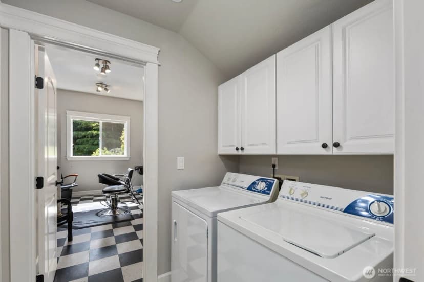 Property photo for 897 Spaulding Circle, Buckley photo 30