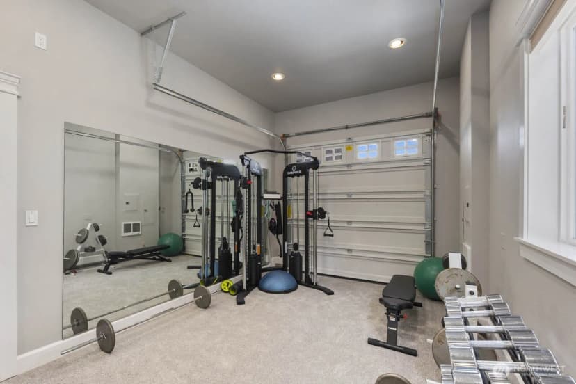 Property photo for 897 Spaulding Circle, Buckley photo 32