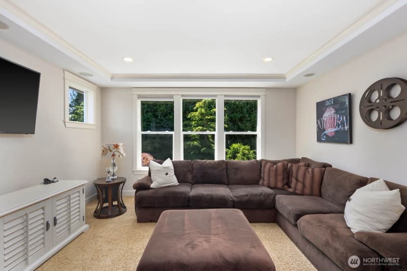 Property photo for 897 Spaulding Circle, Buckley photo 22
