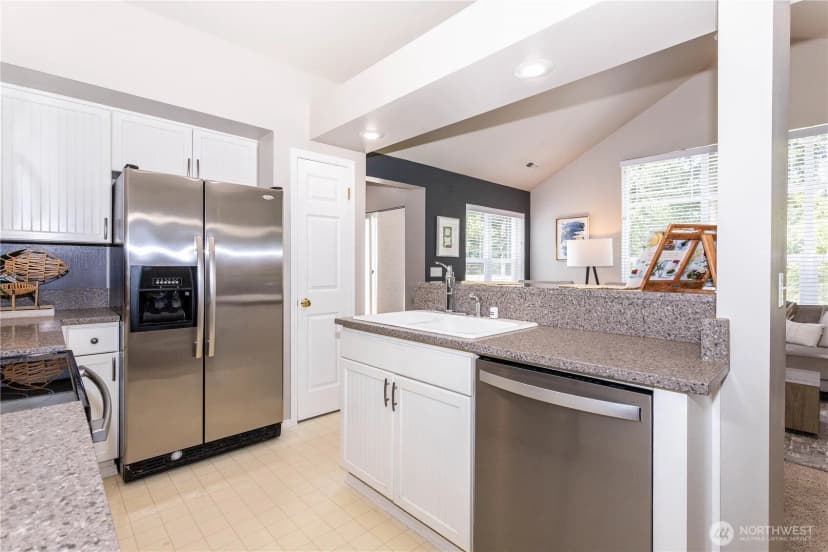 Property photo for 612 228th Street Sw #k202, Bothell photo 8
