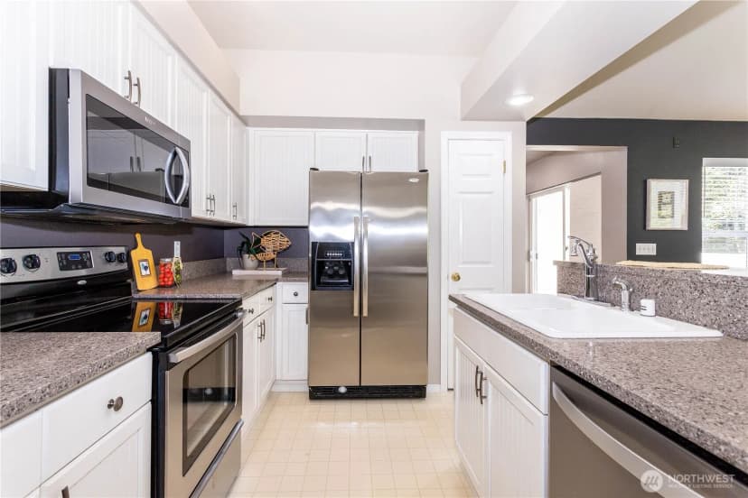 Property photo for 612 228th Street Sw #k202, Bothell photo 10