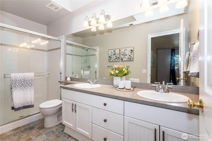 Property photo for 612 228th Street Sw #k202, Bothell photo 19
