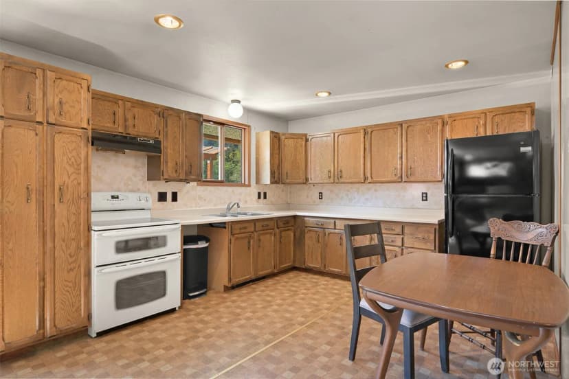 Property photo for 371 Lakeside Drive, Sedro Woolley photo 11