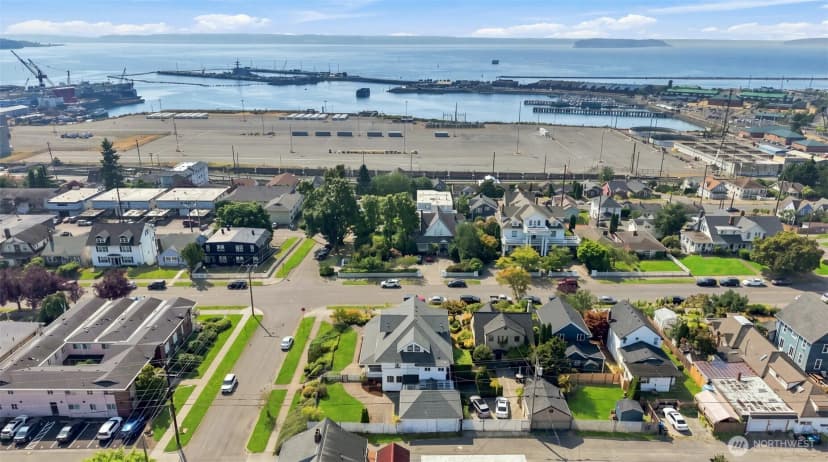 Property photo for 2329 Rucker Avenue, Everett photo 40