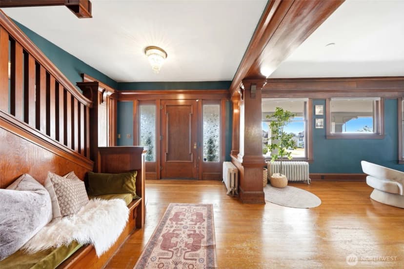 Property photo for 2329 Rucker Avenue, Everett photo 5