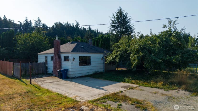 Property photo for 1420 S 6th Street, Mount Vernon photo 33