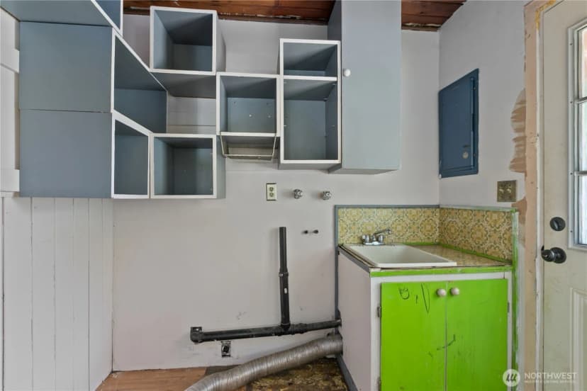Property photo for 1420 S 6th Street, Mount Vernon photo 15