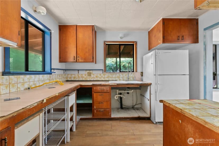 Property photo for 1420 S 6th Street, Mount Vernon photo 13