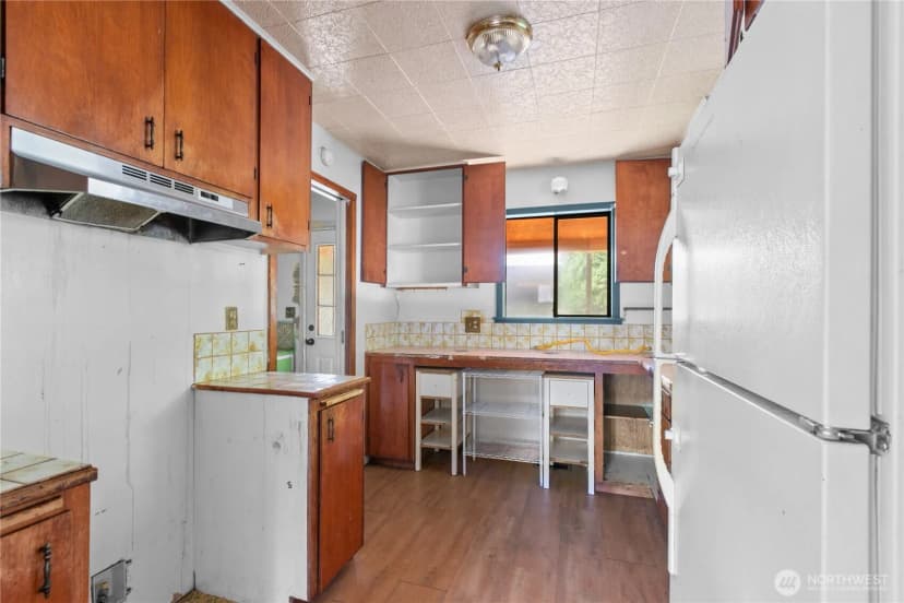 Property photo for 1420 S 6th Street, Mount Vernon photo 12