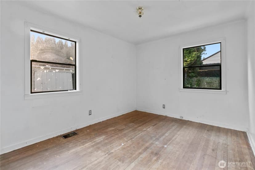 Property photo for 1420 S 6th Street, Mount Vernon photo 19