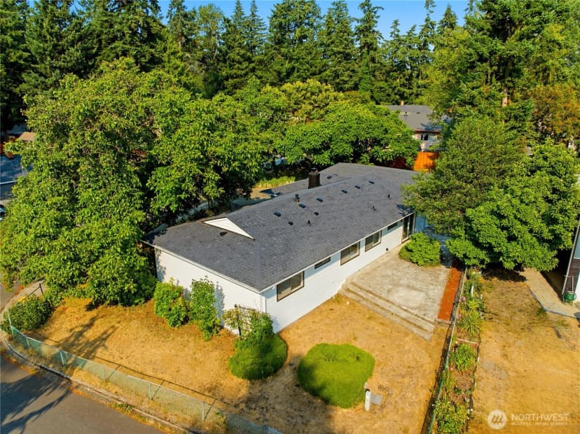 Property photo for 853 S 306th Street, Federal Way photo 31