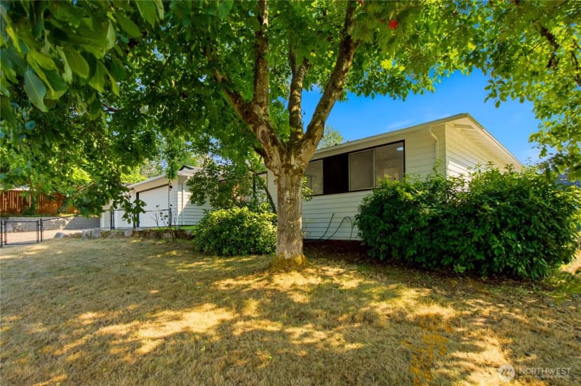Property photo for 853 S 306th Street, Federal Way photo 25