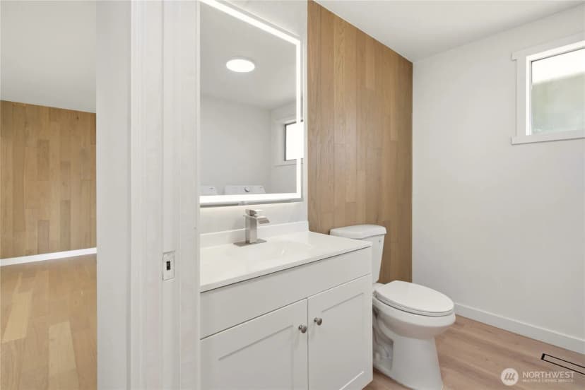Property photo for 853 S 306th Street, Federal Way photo 18