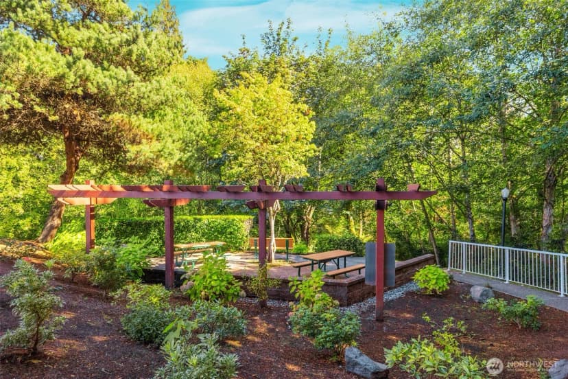 Property photo for 6515 134th Place Se #i2, Snohomish photo 34