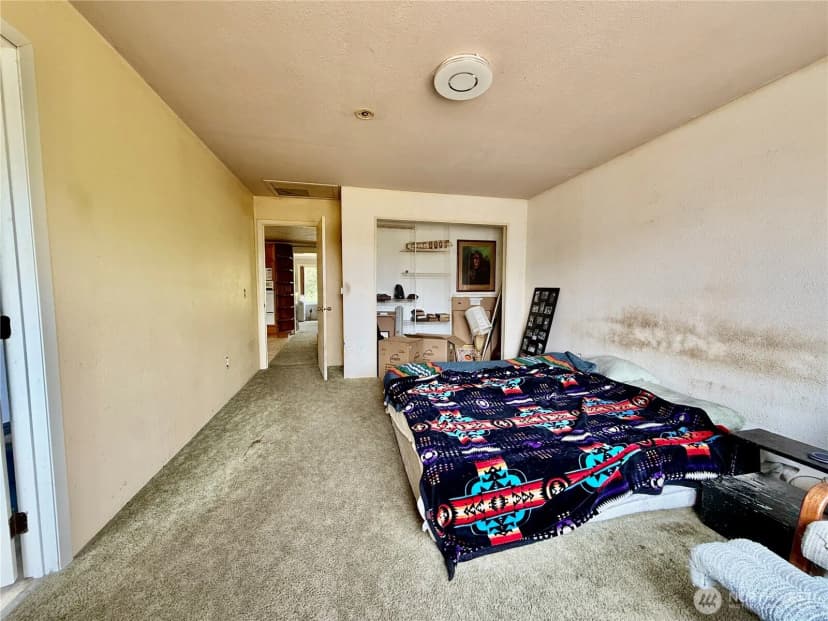 Property photo for 3719 Commercial Avenue, Anacortes photo 11