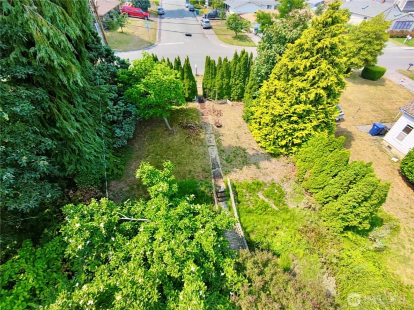 Property photo for 3719 Commercial Avenue, Anacortes photo 20