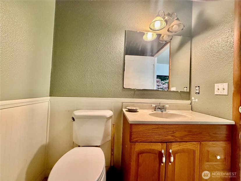 Property photo for 3719 Commercial Avenue, Anacortes photo 10