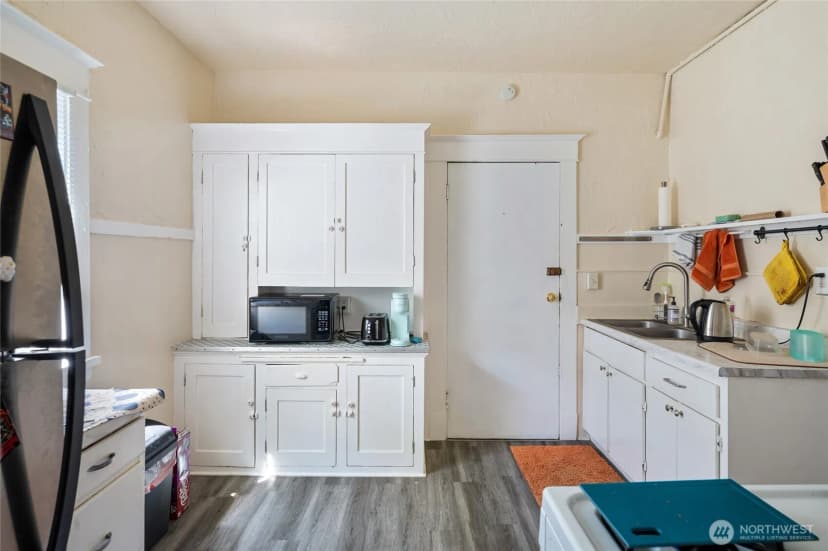 Property photo for 800 Harrison Street, Seattle photo 16