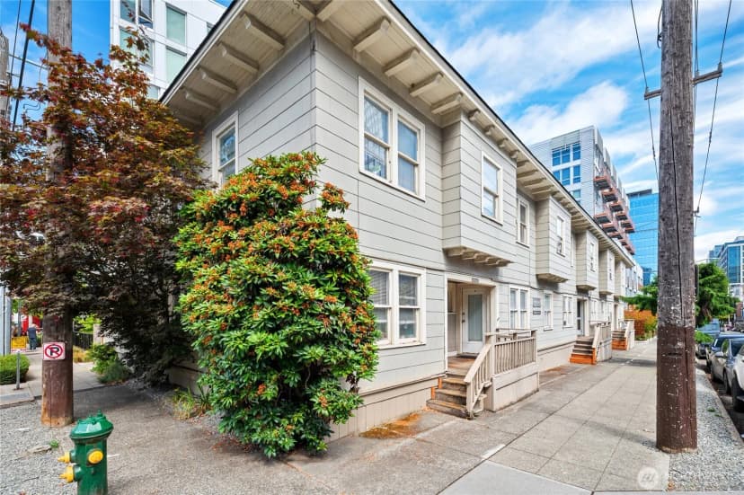 Property photo for 800 Harrison Street, Seattle photo 6