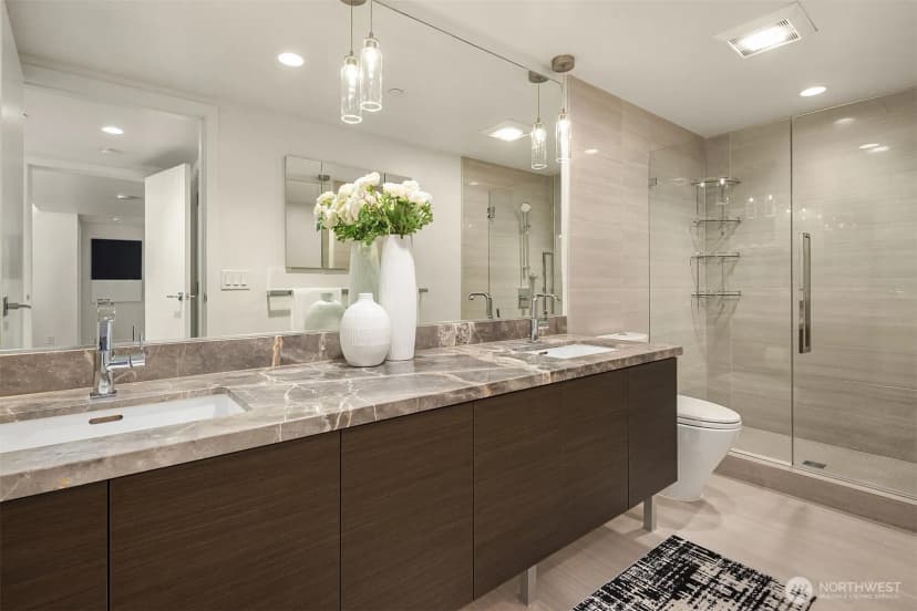 Property photo for 588 Bell Street #813s, Seattle photo 14