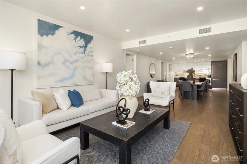 Property photo for 588 Bell Street #813s, Seattle photo 9