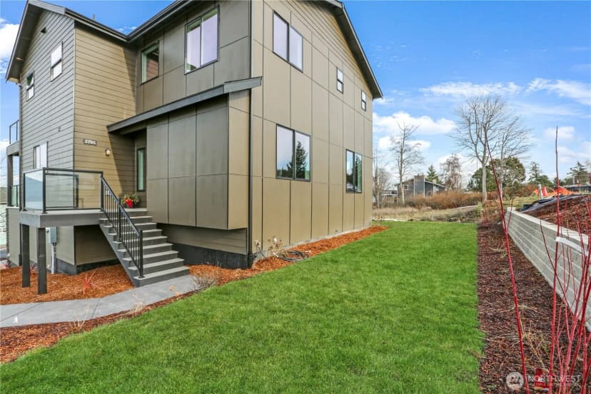 Property photo for 3706 W 3rd Street, Anacortes photo 39