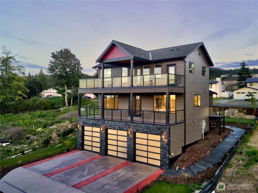 Property photo for 3706 W 3rd Street, Anacortes photo 5