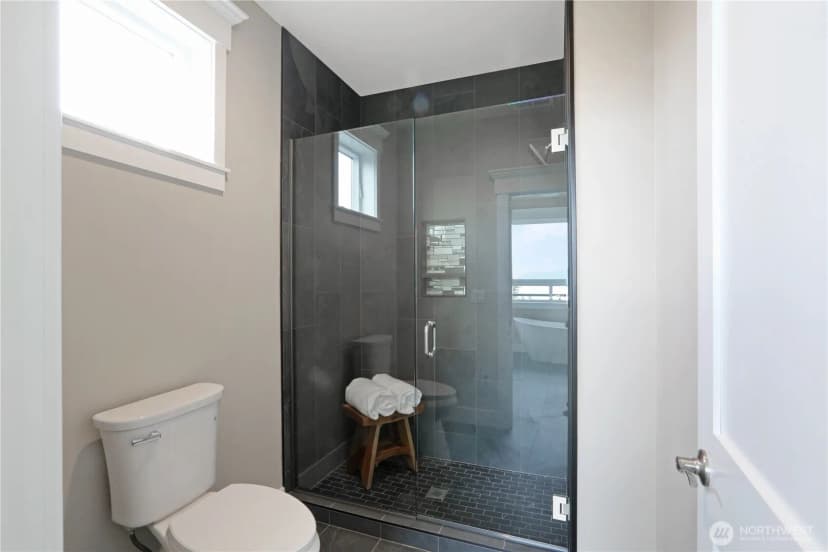 Property photo for 3706 W 3rd Street, Anacortes photo 38