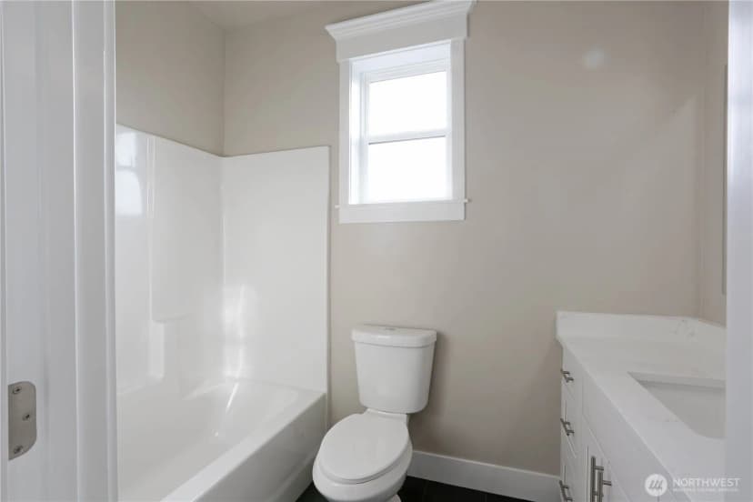 Property photo for 3706 W 3rd Street, Anacortes photo 28