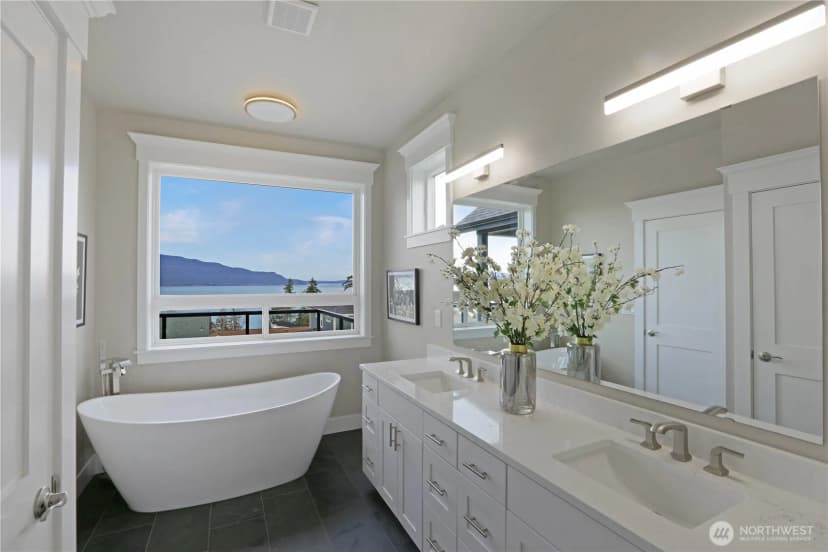 Property photo for 3706 W 3rd Street, Anacortes photo 37