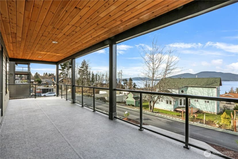 Property photo for 3706 W 3rd Street, Anacortes photo 16