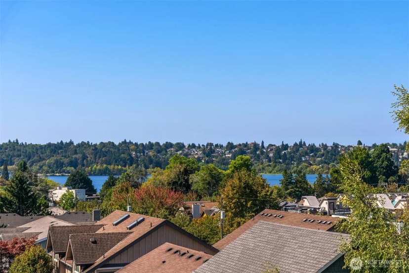 Property photo for 464 Ne Maple Leaf Place #b, Seattle photo 27