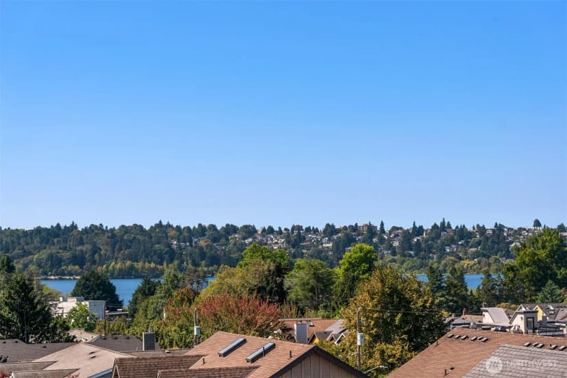 Property photo for 464 Ne Maple Leaf Place #b, Seattle photo 28