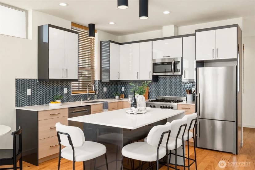 Property photo for 464 Ne Maple Leaf Place #b, Seattle photo 10