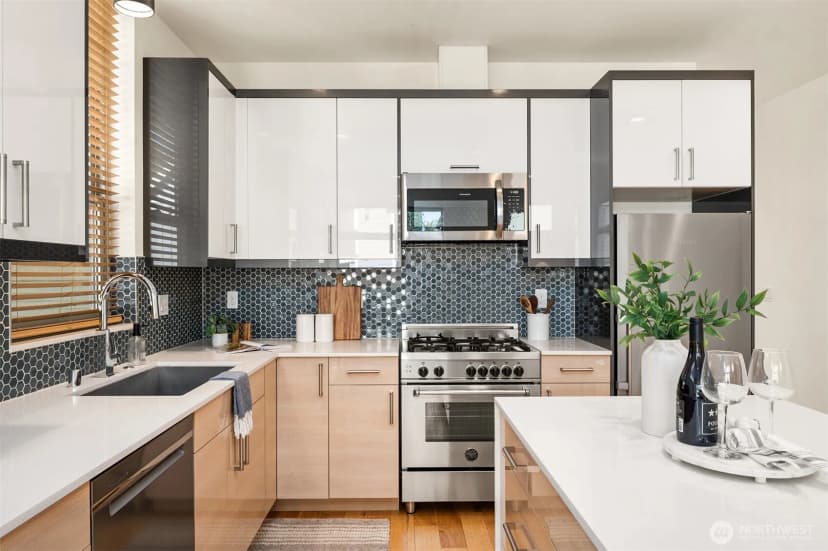 Property photo for 464 Ne Maple Leaf Place #b, Seattle photo 11