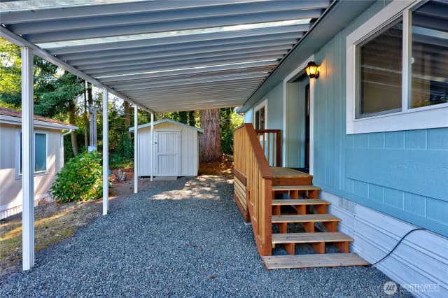 Property photo for 600 Lincoln Road Ne #9, Poulsbo photo 3