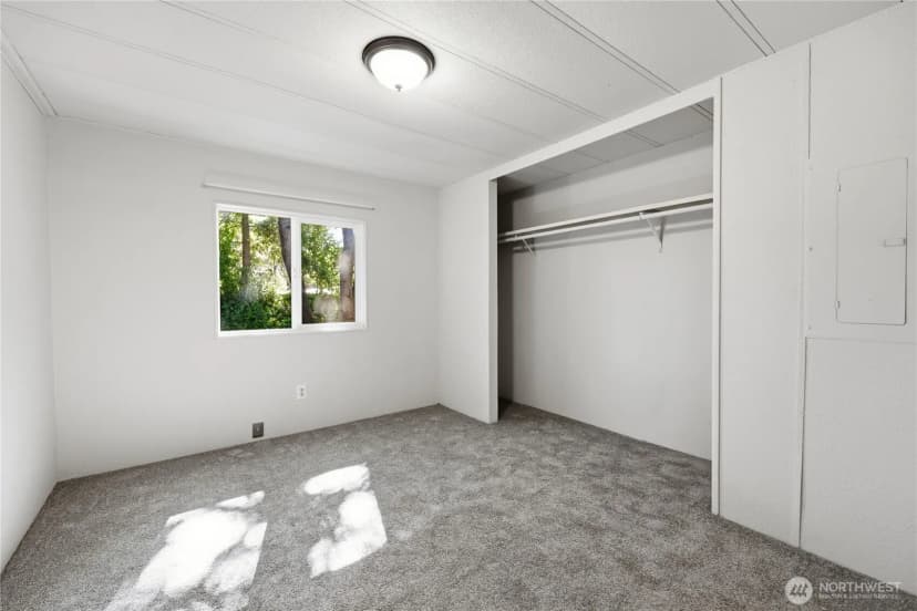 Property photo for 600 Lincoln Road Ne #9, Poulsbo photo 12