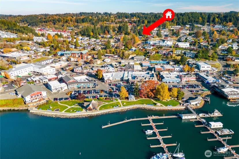 Property photo for 600 Lincoln Road Ne #9, Poulsbo photo 2