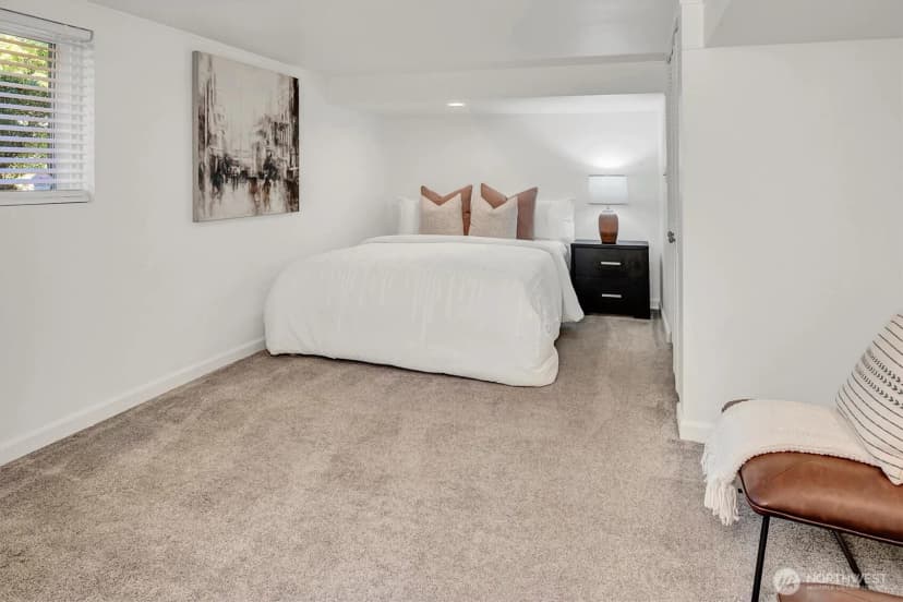 Property photo for 2541 10th Avenue W, Seattle photo 26