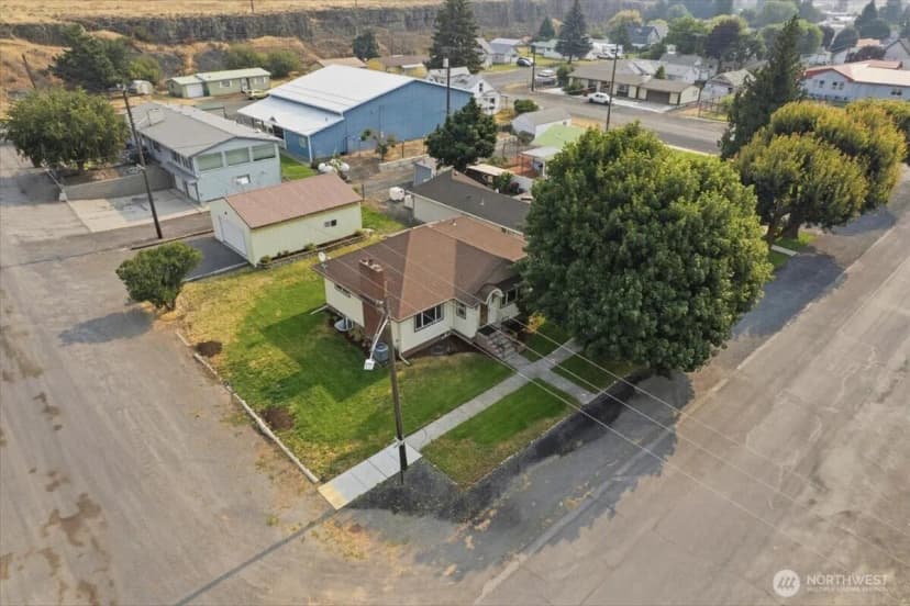 Property photo for 15 Nw Cole, Wilbur photo 38