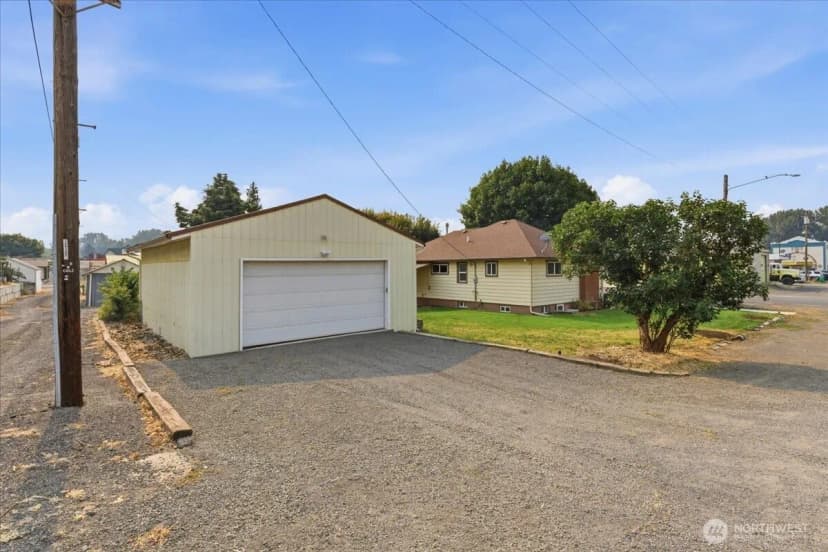 Property photo for 15 Nw Cole, Wilbur photo 28