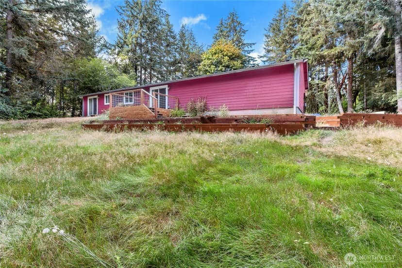Property photo for 1671 Dickinson Avenue, Shelton photo 17