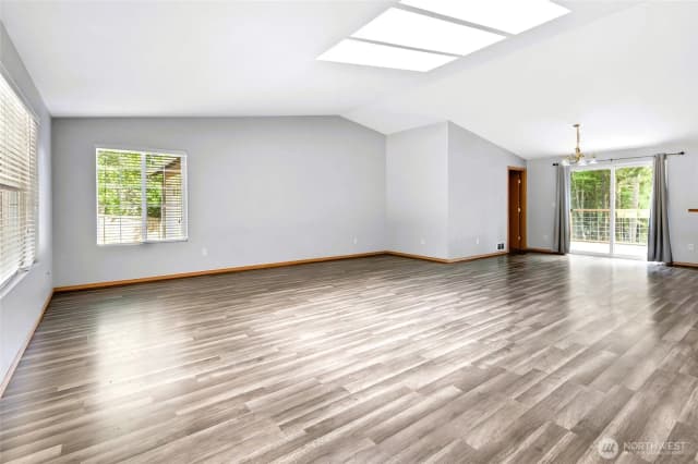 Property photo for 1671 Dickinson Avenue, Shelton photo 3