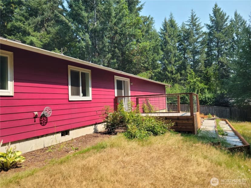 Property photo for 1671 Dickinson Avenue, Shelton photo 16