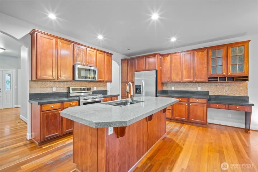 Property photo for 13816 12th Drive Se, Mill Creek photo 18