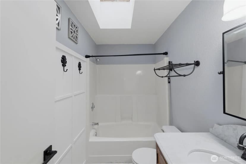 Property photo for 528 Seahawk Street Se, Lacey photo 21