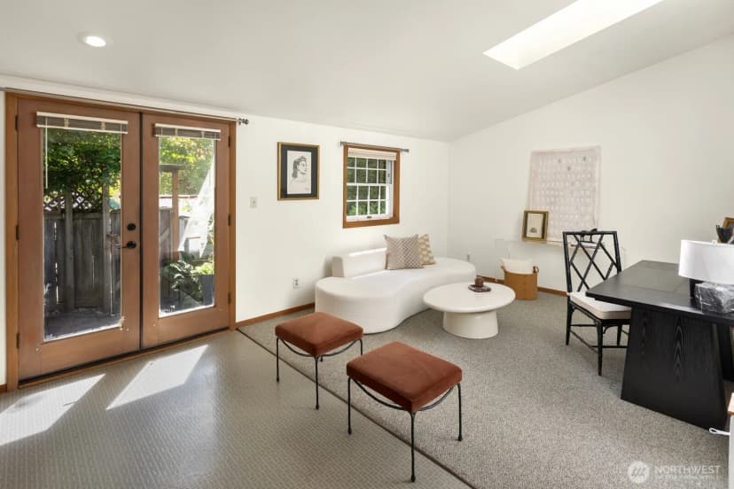 Property photo for 6322 5th Avenue Ne, Seattle photo 15
