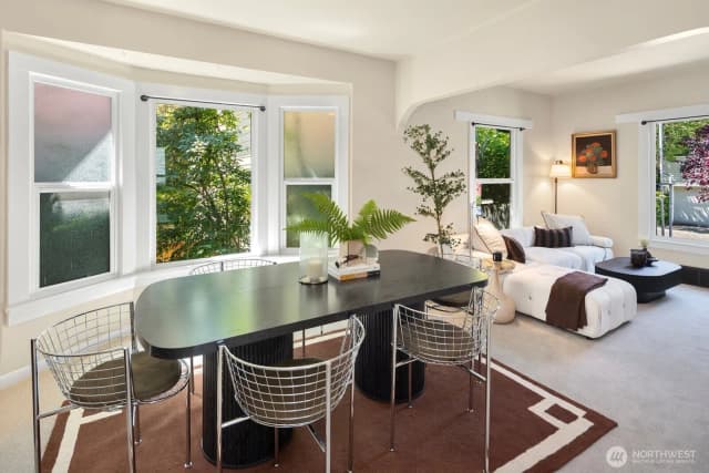 Property photo for 6322 5th Avenue Ne, Seattle photo 5