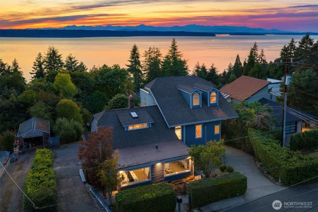 Property photo for 15901 23rd Avenue Sw, Burien